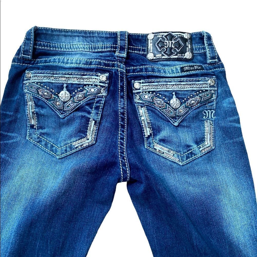 Miss Me Straight Leg Jeans Size 26 Aztec Bling Embellished Cowgirl Western
